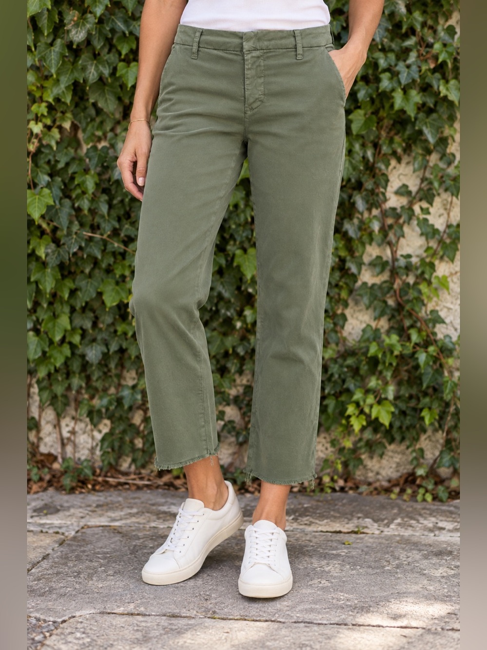 Frank & Eileen Raw Hem WICKLOW
The Italian Chino Green Size 2 Women’s